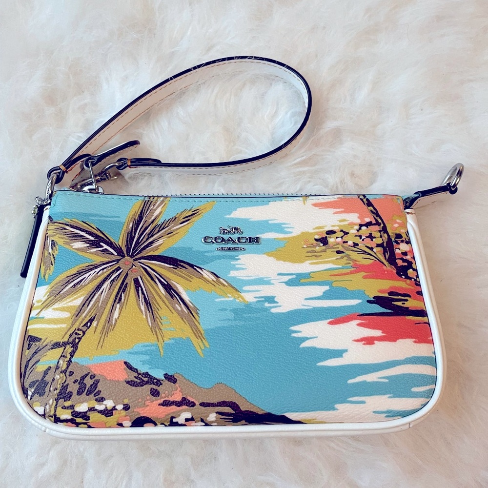 NWT - Coach Nolita 19 With Hawaiian Print